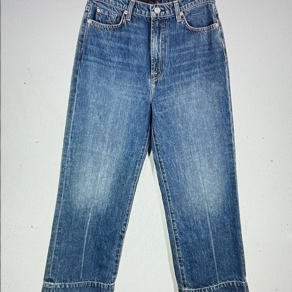 NWT - 7 For All Mankind  Women’s Dark Blue Straight  Cropped  Jeans “ Baby Jo”